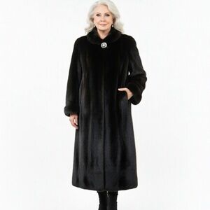Saga fur Mink coat